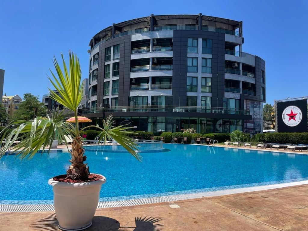 Apartment Sunny Beach Plaza 100 M Sea Exteriör bild