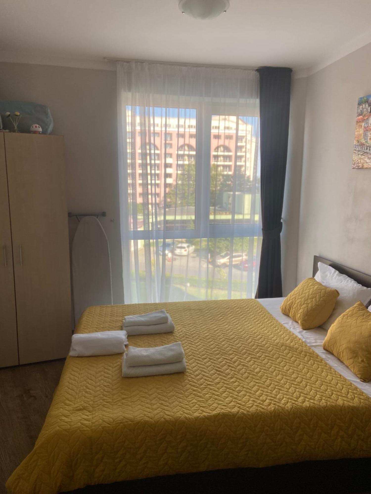 Apartment Sunny Beach Plaza 100 M Sea Exteriör bild